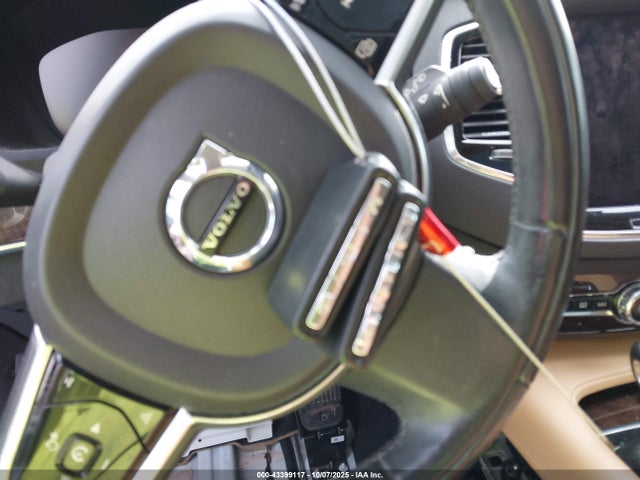 2016 VOLVO XC90 YV4A22PK7G1089777 Photo 10