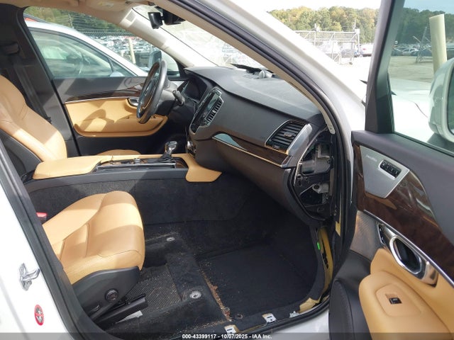 2016 VOLVO XC90 YV4A22PK7G1089777 Photo 4