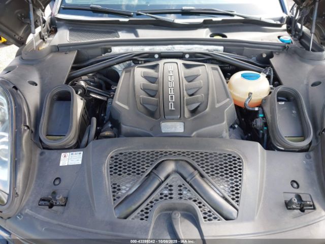 2015 PORSCHE MACAN WP1AB2A50FLB60177 Photo 9