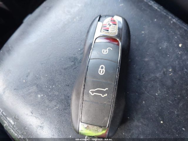 2015 PORSCHE MACAN WP1AB2A50FLB60177 Photo 10