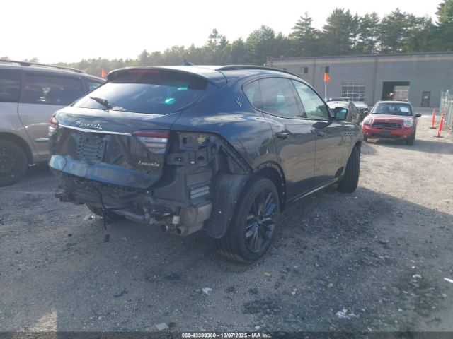 2022 MASERATI LEVANTE ZN661XUA1NX393801 Photo 3