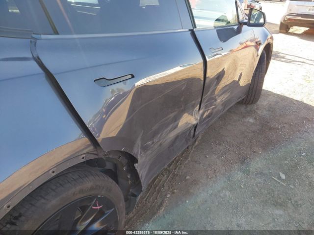 2023 TESLA MODEL Y 7SAYGAEE3PF807541 Photo 5