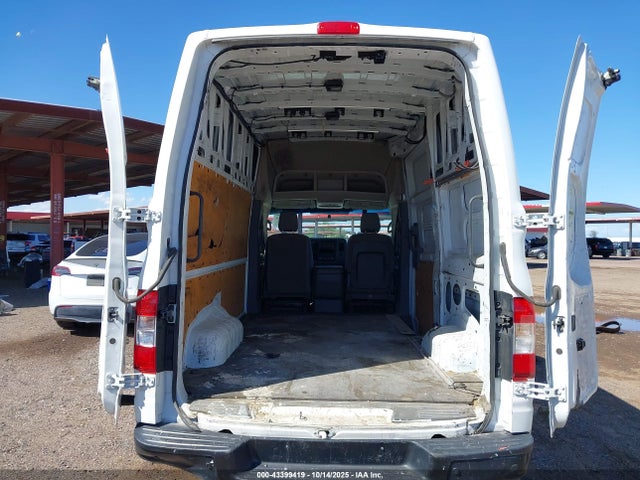 1N6BF0LY6JN810579 Nissan NV