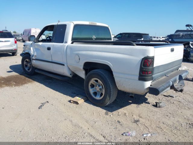 2000 DODGE RAM 1500 3B7HC13Z9YM225374 Photo 2