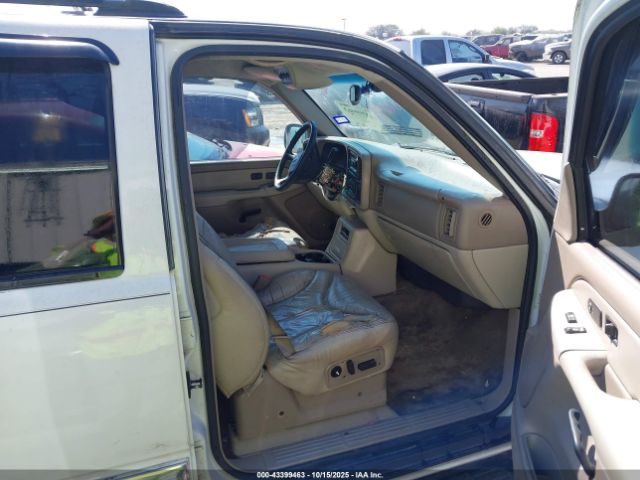 2002 GMC YUKON XL 1500 1GKFK16Z42J197207 Photo 4