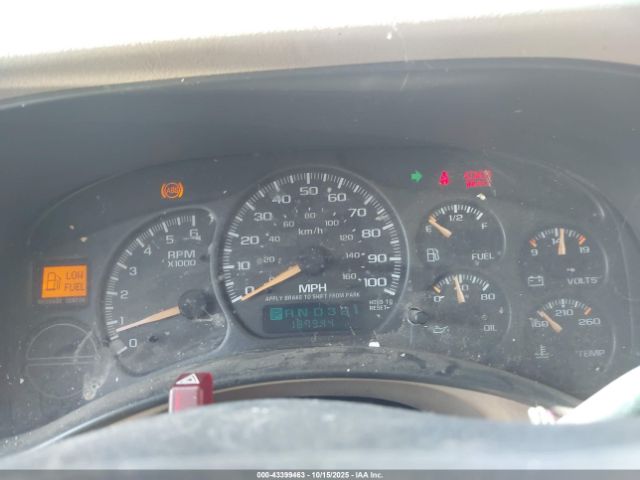 2002 GMC YUKON XL 1500 1GKFK16Z42J197207 Photo 6