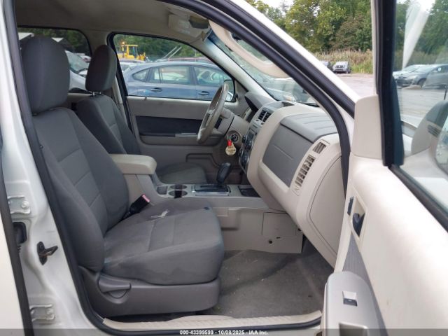 2009 FORD ESCAPE 1FMCU03769KC57512 Photo 4