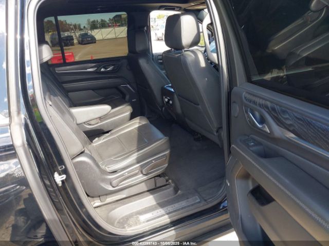 2021 GMC YUKON XL 1GKS2JKLXMR134567 Photo 7