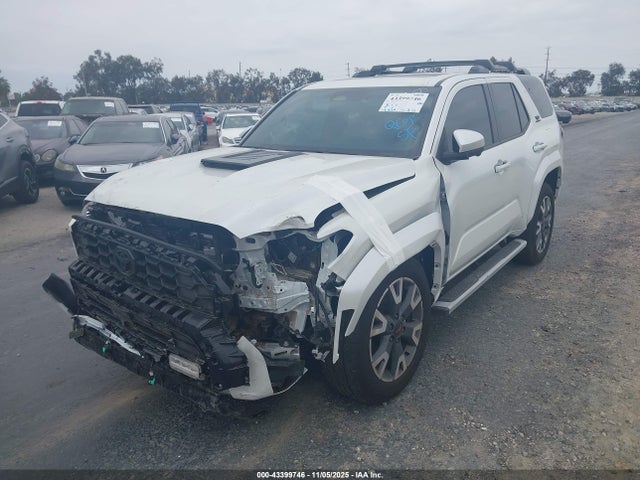 Toyota 4runner Trd Sport Premium 2025 JTEVA5BR4S5001374 Image 2