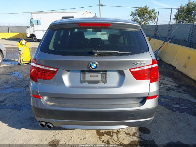 BMW X3 2014 5UXWX7C56E0E78888 Image 16