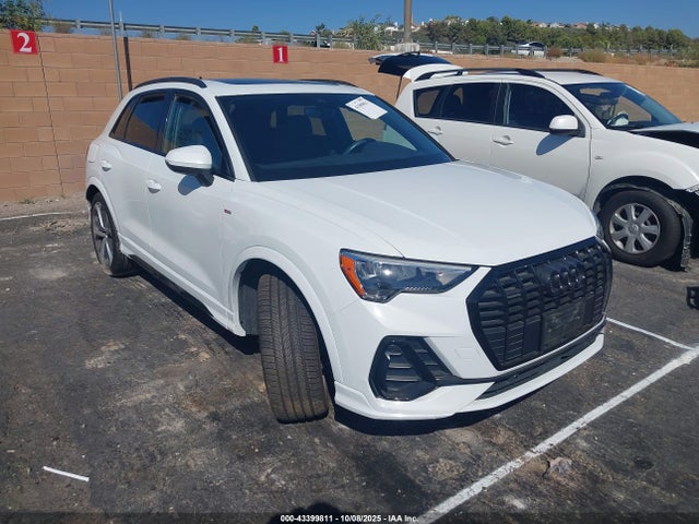 2021 AUDI Q3 WA1DECF36M1069033 Photo 0