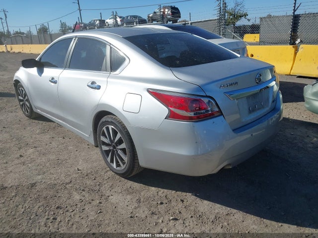 Nissan 2014 2014 1N4AL3AP1EC203984 Image 3