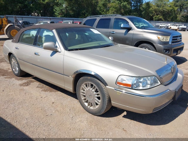 2009 LINCOLN TOWN CAR 2LNHM82V19X601474