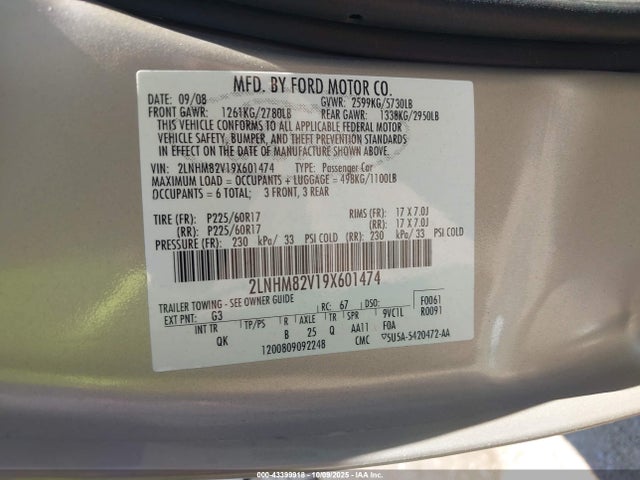 2009 LINCOLN TOWN CAR 2LNHM82V19X601474 Photo 8