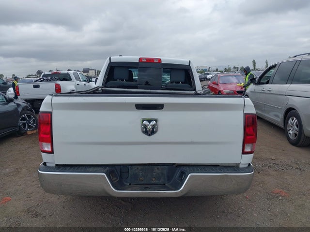1C6RR6GT9HS682979 RAM 1500 Slt 4x2 6&#039;4 Box
