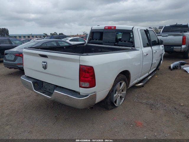 1C6RR6GT9HS682979 RAM 1500 Slt 4x2 6&#039;4 Box