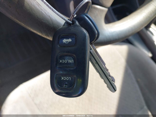 2002 Toyota Camry Le მანქანა იყიდება აუქციონზე, vin: JTDBE32KX20119378, აუქციონის ნომერი: 43399958