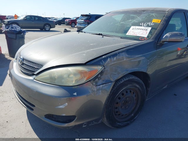 2002 Toyota Camry Le მანქანა იყიდება აუქციონზე, vin: JTDBE32KX20119378, აუქციონის ნომერი: 43399958