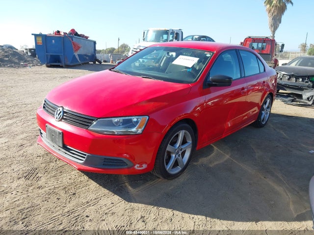 3VW2K7AJ1EM237147 Volkswagen 2014