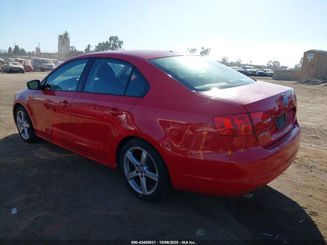 3VW2K7AJ1EM237147 Volkswagen 2014