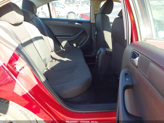 3VW2K7AJ1EM237147 Volkswagen 2014