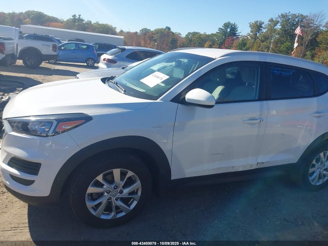 KM8J3CA42KU005738 Hyundai Tucson Value