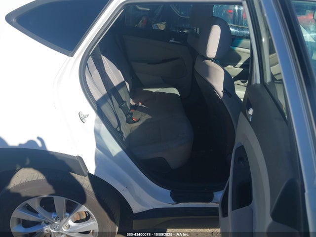 KM8J3CA42KU005738 Hyundai Tucson Value