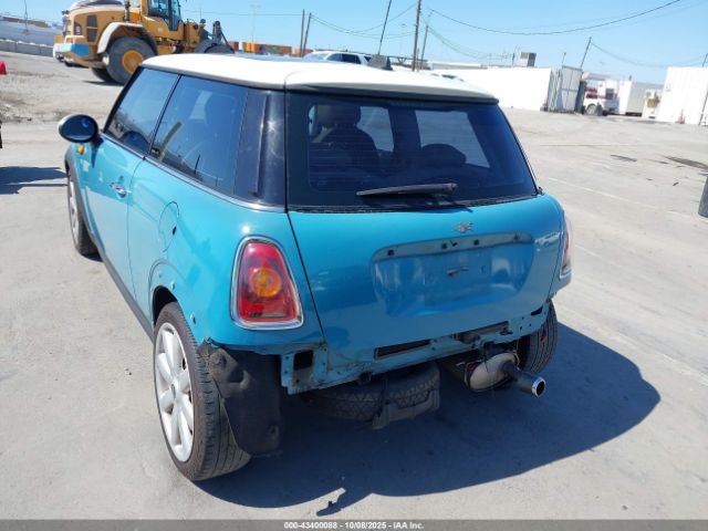 2010 MINI COOPER WMWMF3C53ATZ24647 Photo 5
