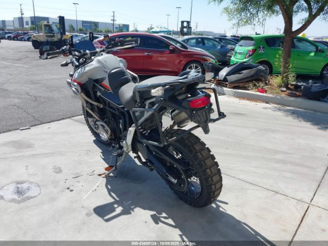 2024 TRIUMPH MOTORCYCLE TIGER SMTC83DE7RTBS8958 Photo 2