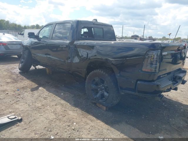 2019 RAM 1500 1C6SRFMT3KN708276 Photo 2