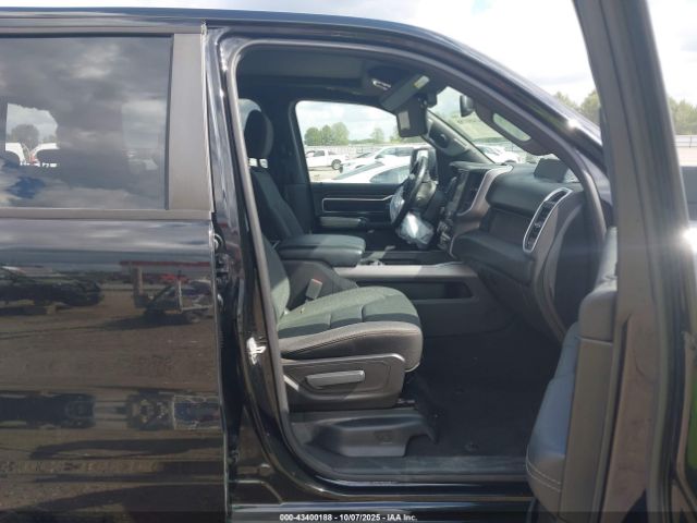 2019 RAM 1500 1C6SRFMT3KN708276 Photo 4