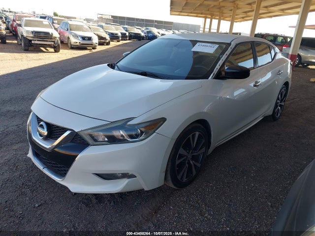 Nissan 2016 2016 1N4AA6AP1GC414757 Image 2
