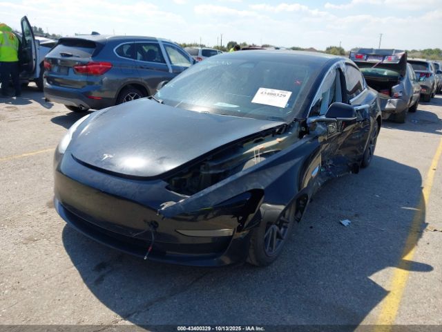 2019 TESLA MODEL 3 5YJ3E1EA2KF395261 Photo 1