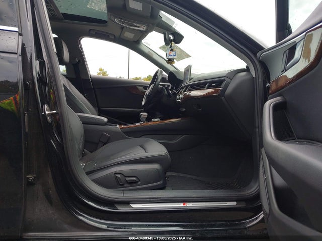 2018 AUDI A4 WAUENAF46JA196462 Photo 4