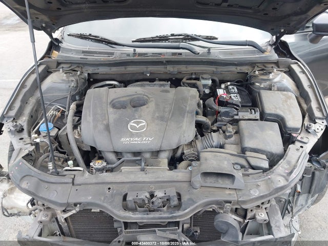 JM1BM1T74E1147645 Mazda pe