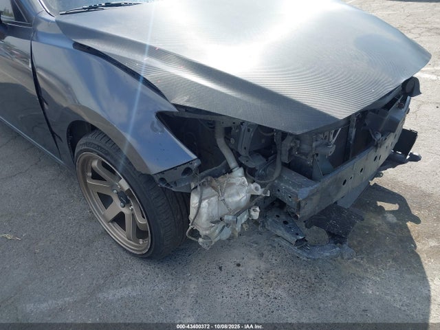 JM1BM1T74E1147645 Mazda pe