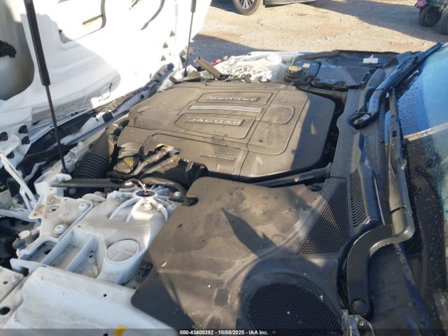 2022 JAGUAR F-TYPE SAJDD5EE1NCK77366 Photo 9