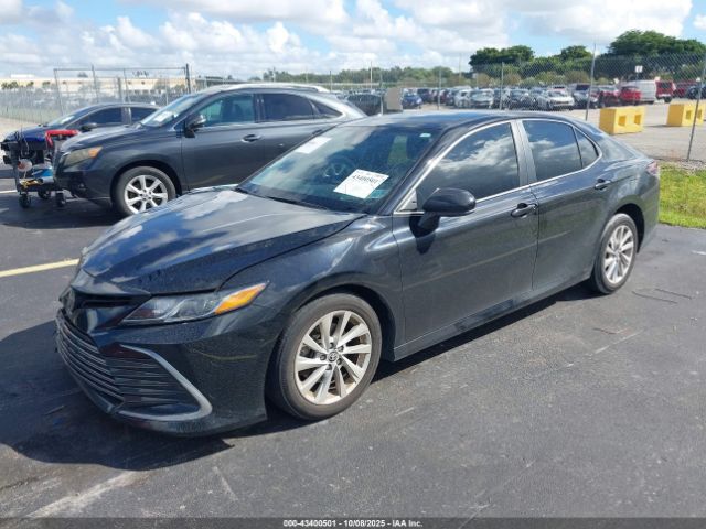2021 TOYOTA CAMRY 4T1C11AKXMU412582 Photo 1