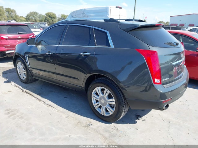 2016 CADILLAC SRX 3GYFNEE31GS519552 Photo 2