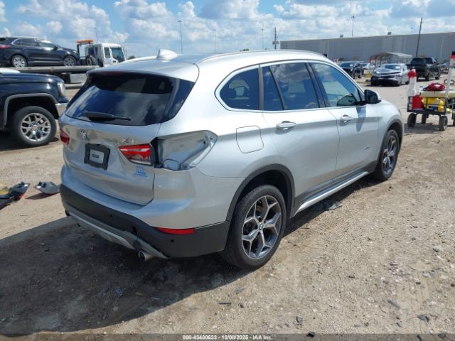 2018 BMW X1 WBXHT3C38J5L26332 Photo 3