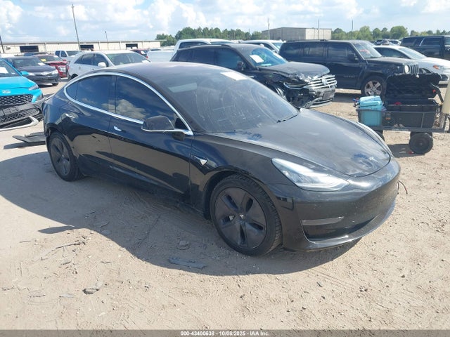2018 TESLA MODEL 3 5YJ3E1EB6JF178836 Photo 0
