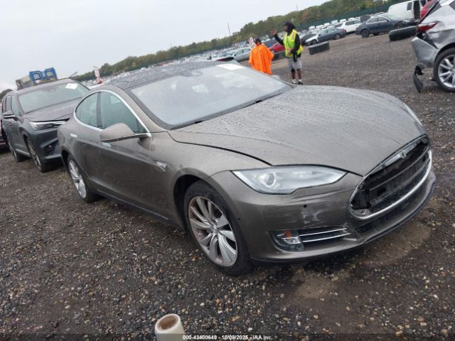 2016 TESLA MODEL S 5YJSA1E27GF128933 Photo 0