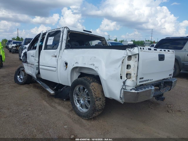 2011 GMC SIERRA 1500 3GTP1VE05BG381697 Photo 2