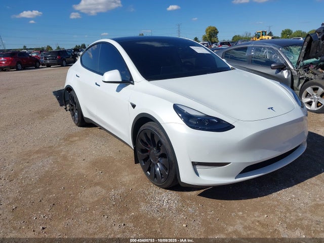 2022 TESLA MODEL Y 7SAYGDEF0NF574757 Photo 0