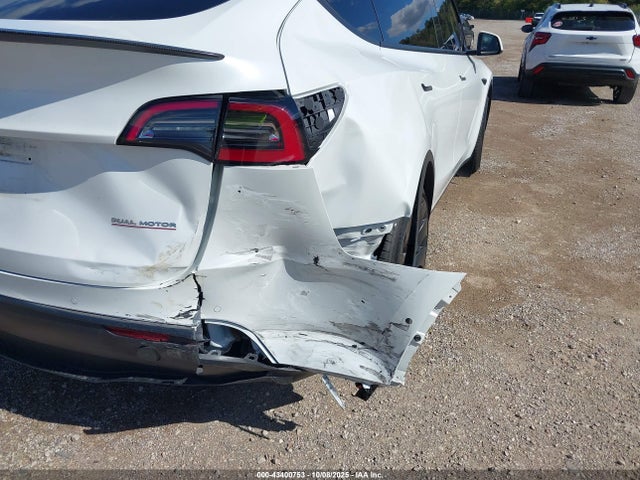 2022 TESLA MODEL Y 7SAYGDEF0NF574757 Photo 5