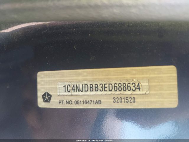 2014 JEEP COMPASS 1C4NJDBB3ED688634 Photo 8