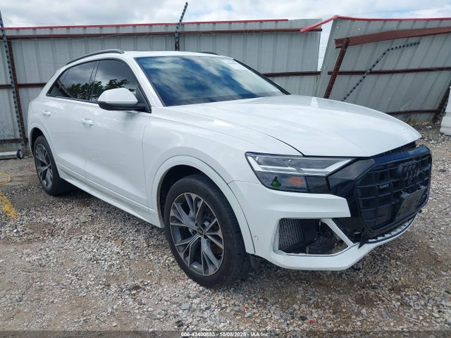 2022 AUDI Q8 WA1AVBF12ND033710