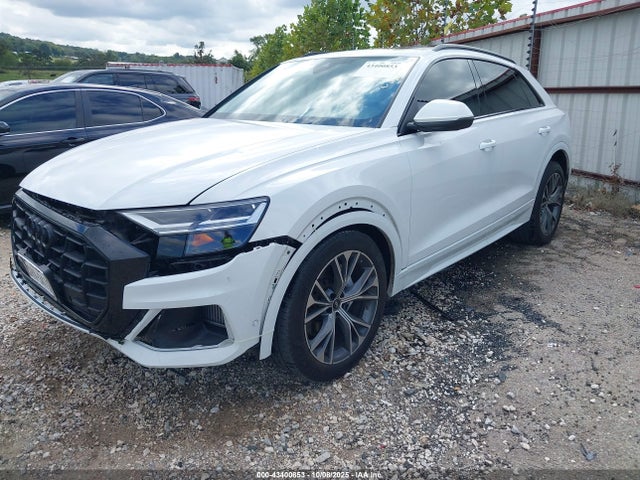 2022 AUDI Q8 WA1AVBF12ND033710 Photo 1
