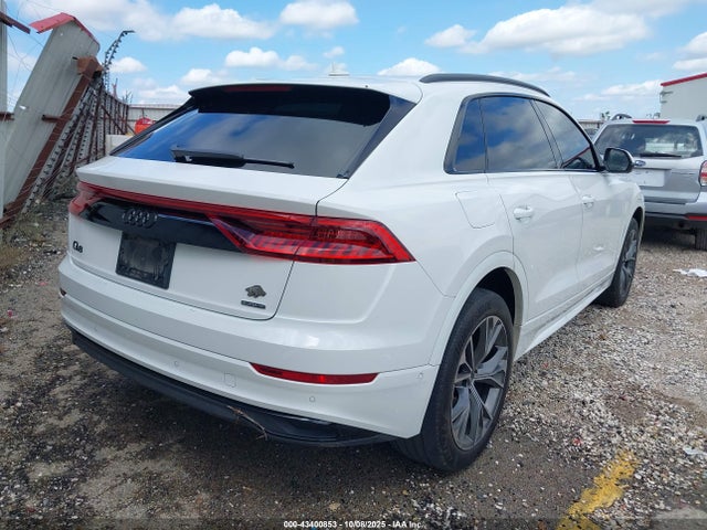 2022 AUDI Q8 WA1AVBF12ND033710 Photo 3