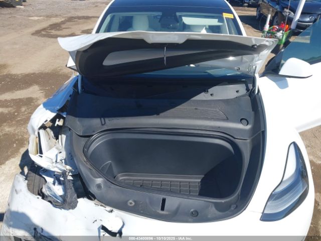 2021 TESLA MODEL Y 5YJYGDEF8MF209383 Photo 9
